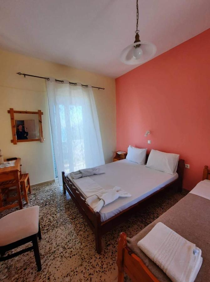 Billy'S Amoudi Apartments Bagian luar foto