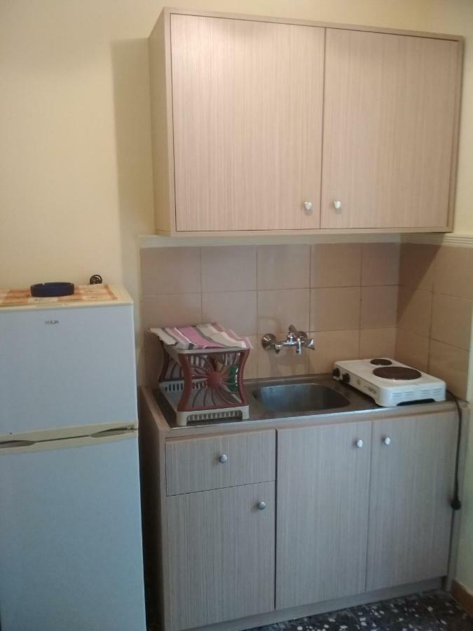 Billy'S Amoudi Apartments Bagian luar foto